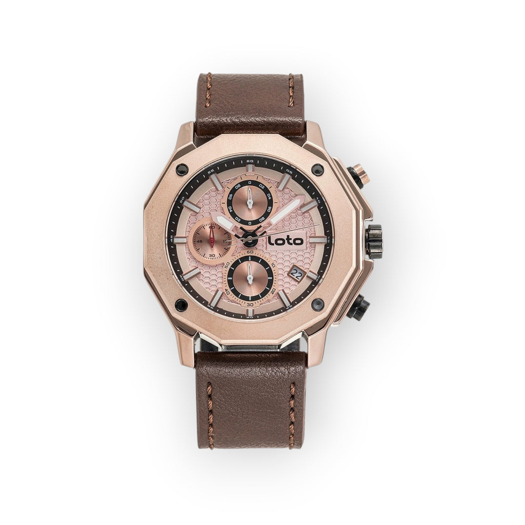 Reloj cronógrafo LOTO COMPANY de acero inoxidable en tono oro rosa con esfera rosa, correa de cuero marrón y detalles plateados y rojos.