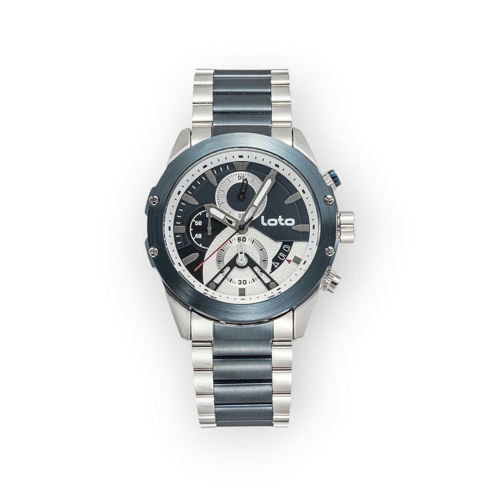 Reloj cronógrafo LOTO COMPANY PHANTOM/2432 con caja y brazalete metálico azul y plateado, esfera negra con subesferas y detalles blancos.
