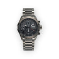 Reloj cronógrafo LOTO COMPANY PHANTOM/2432 de acero inoxidable en tono oscuro con esfera negra, subesferas y brazalete metálico. Diseño deportivo y robusto.