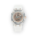 Reloj LOTO COMPANY FALCON con esfera esqueletizada, caja transparente y correa de silicona blanca de estilo moderno.