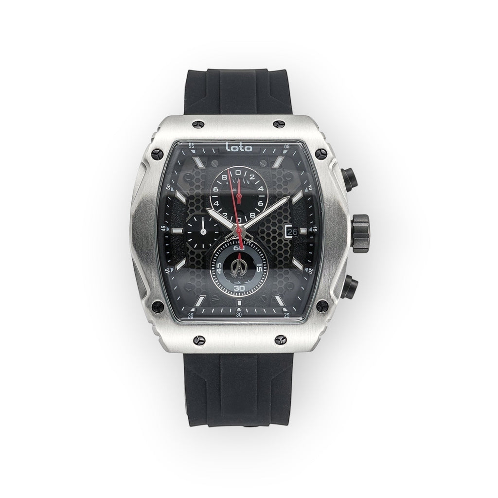 Reloj LOTO COMPANY HEXA / 2431 plateado con esfera negra de panal, cronógrafo y correa de silicona negra.