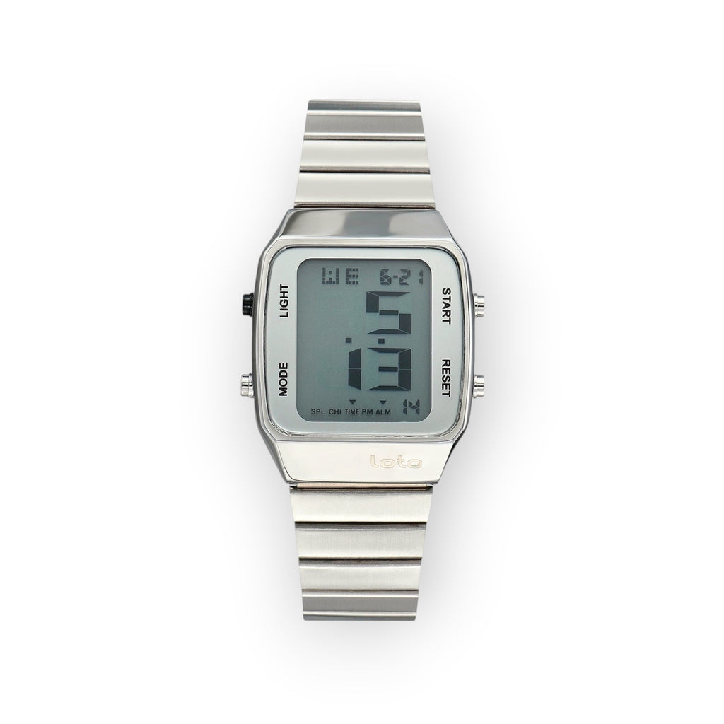 Reloj digital LOTO COMPANY POLARIS / 2541 plateado con caja cuadrada y correa de eslabones, pantalla LCD retro.