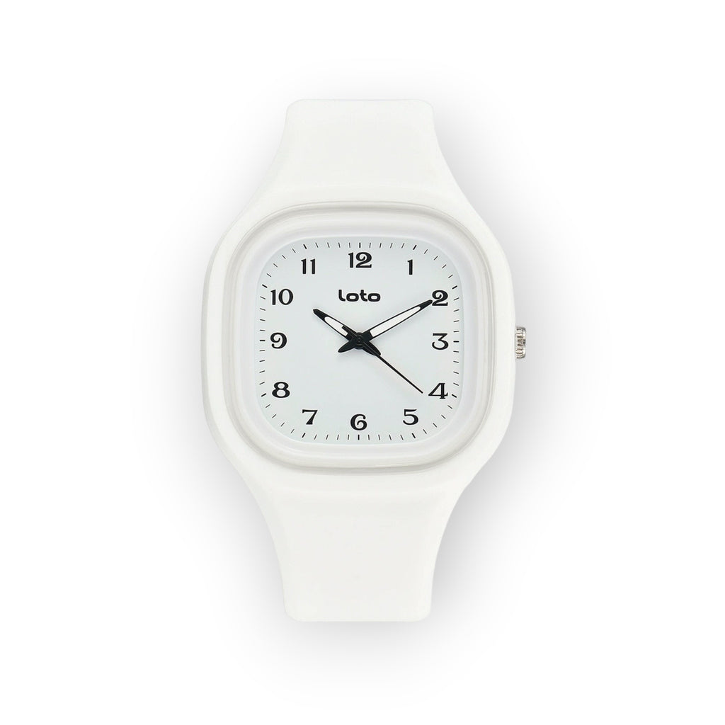 Reloj LOTO COMPANY serie SOFT blanco con caja cuadrada, correa de silicona y esfera minimalista de lectura clara.